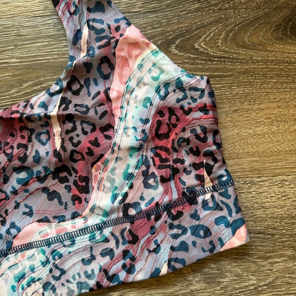 Fabletics Colorful Leopard Print Reversible Halter Sports Bra, Women's Large - Picture 3 of 6